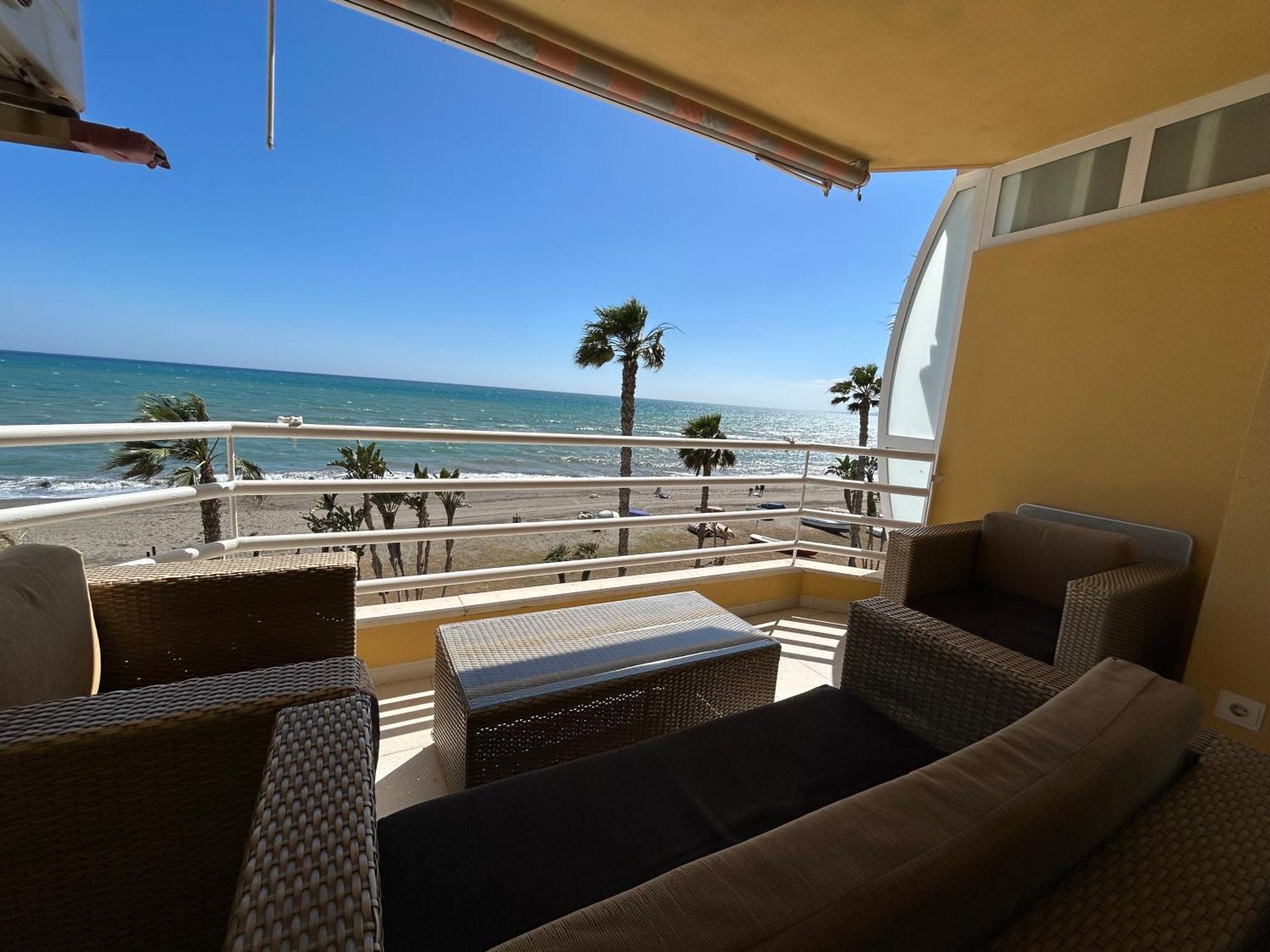 Apartamento Frente Al Mar,Primera Linea De Playa رينكون ذي لا مْبيكتوري المظهر الخارجي الصورة